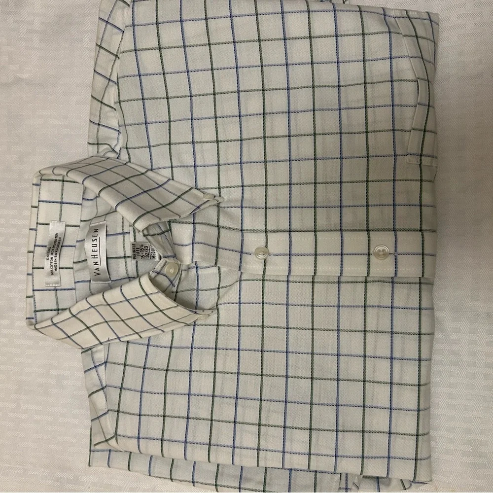 Van Heusen Men's White and Blue Plaid Shirt. - Picture 6 of 6